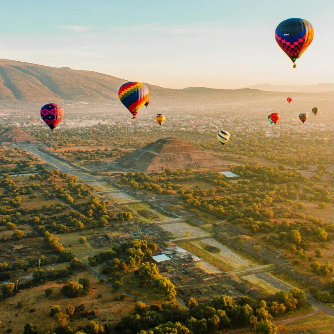 hot air balloons on a remote year experiences