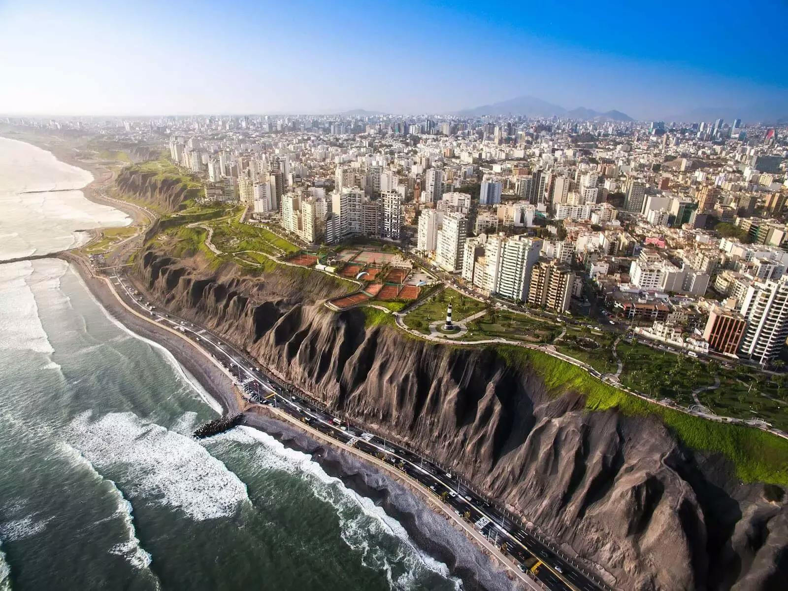 Ocean front view of Lima